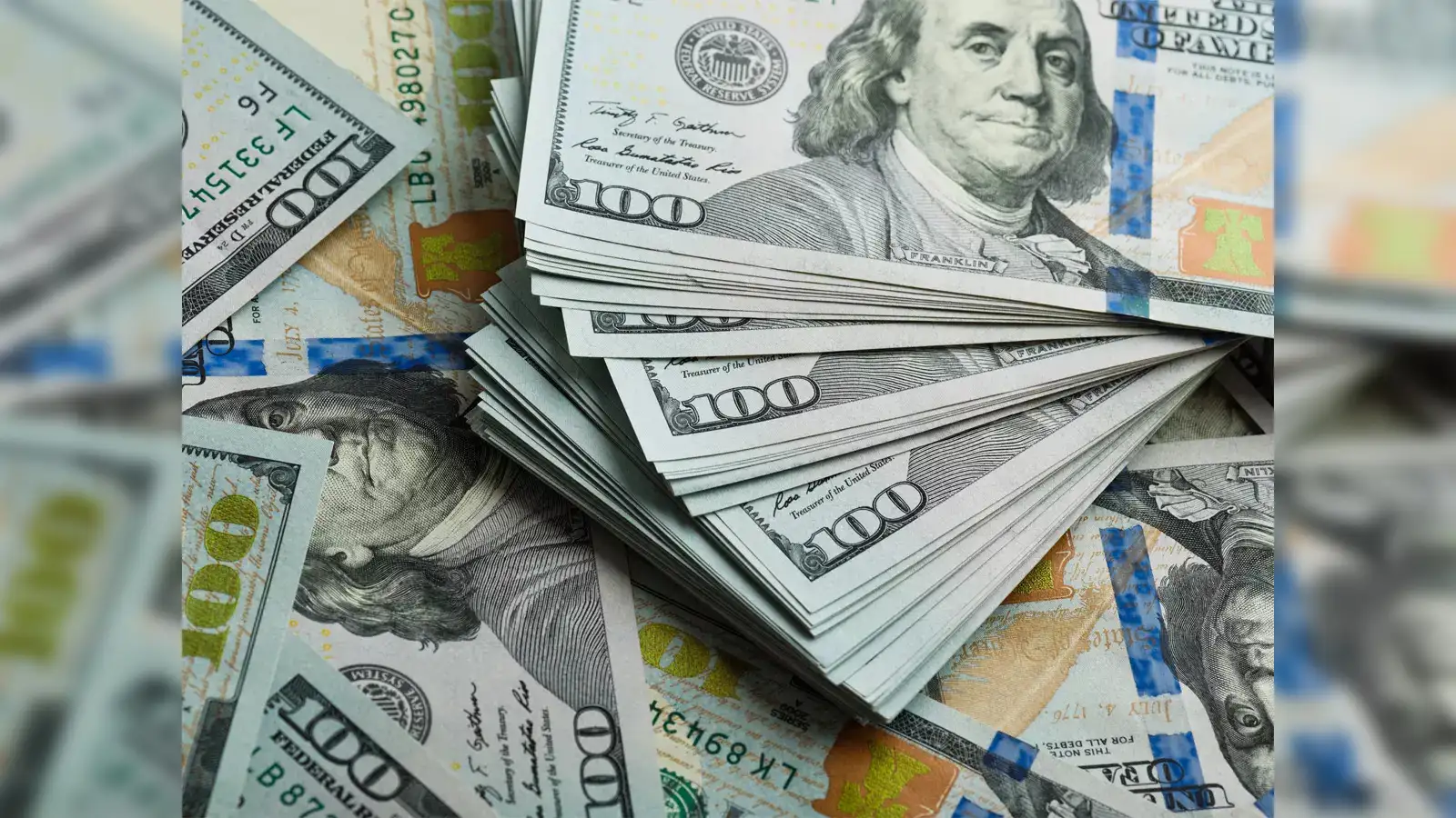 জুলাইয়ের ৩০ দিনে রেমিট্যান্সে রেকর্ড ২৩৭ কোটি ডলার